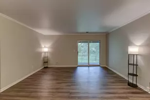 750 Hidden Oak Trail, Hobart, IN 46342 - Photo 4