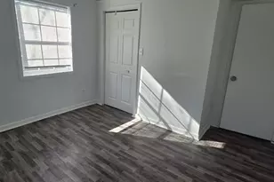14200 Joyce St, Dyer, IN 46311 - Photo 12