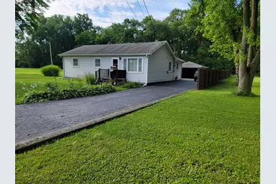 209 E 71st Avenue, Merrillville, IN 46410 - Photo 4