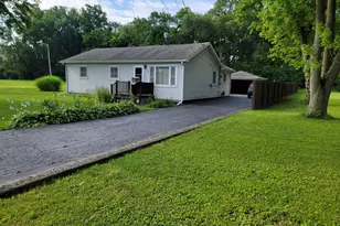 209 E 71st Ave, Merrillville, IN 46410 - Photo 4