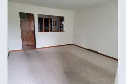209 E 71st Avenue, Merrillville, IN 46410 - Photo 6