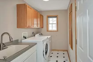 1240 Waterside Ln, Crown Point, IN 46307 - Photo 24