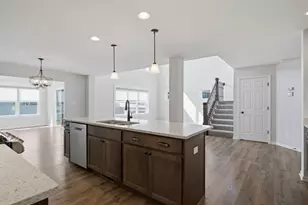 1525 Amberleigh Ct, Schererville, IN 46375 - Photo 12