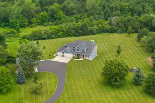 11845 Burr St, Crown Point, IN 46307 - Photo 6