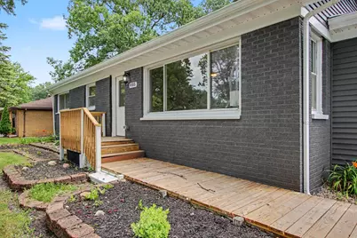 405 Cedar Street NW, Demotte, IN 46310 - Photo 4