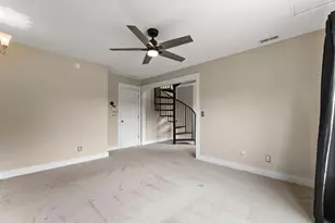 409 N 325 E, Valparaiso, IN 46383 - Photo 28