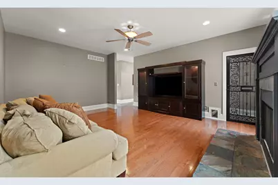 409 N 325 E, Valparaiso, IN 46383 - Photo 14