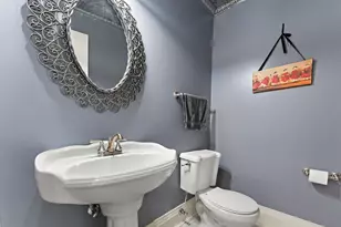 409 N 325 E, Valparaiso, IN 46383 - Photo 24