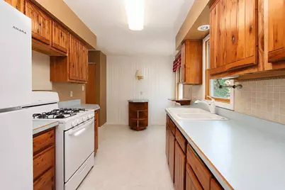 216 Lawndale Place, Michigan City, IN 46360 - Photo 10