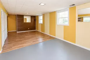 216 Lawndale Pl, Michigan City, IN 46360 - Photo 18