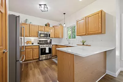 504 Oakwood Drive, Chesterton, IN 46304 - Photo 4