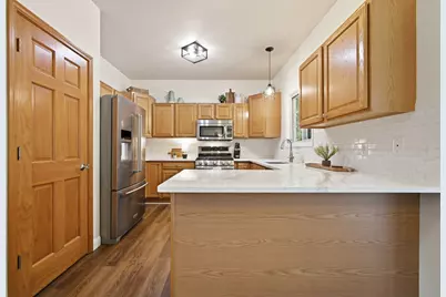 504 Oakwood Drive, Chesterton, IN 46304 - Photo 8