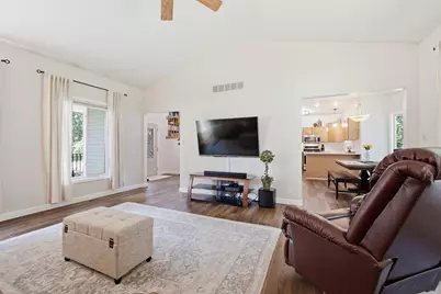 504 Oakwood Drive, Chesterton, IN 46304 - Photo 12