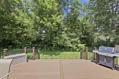 504 Oakwood Drive, Chesterton, IN 46304 - Photo 36