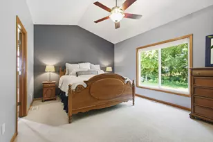 504 Oakwood Dr, Chesterton, IN 46304 - Photo 14