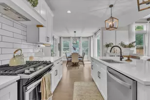 2062 Louis Dr, Crown Point, IN 46307 - Photo 10