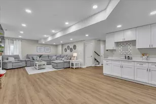 2062 Louis Dr, Crown Point, IN 46307 - Photo 20