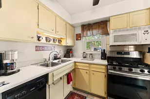 409 N Glenwood Dr, Griffith, IN 46319 - Photo 8