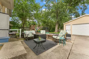 409 N Glenwood Dr, Griffith, IN 46319 - Photo 22