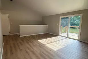 722 N Stacy Ln, Valparaiso, IN 46385 - Photo 1