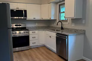 722 N Stacy Ln, Valparaiso, IN 46385 - Photo 6