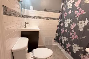 213 S Connecticut St, Hobart, IN 46342 - Photo 16
