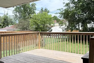 213 S Connecticut St, Hobart, IN 46342 - Photo 22