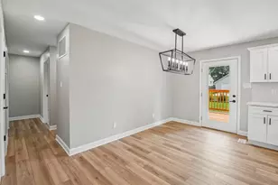 3701 W 79th Pl, Merrillville, IN 46410 - Photo 14