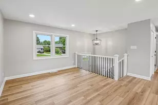 3701 W 79th Pl, Merrillville, IN 46410 - Photo 10
