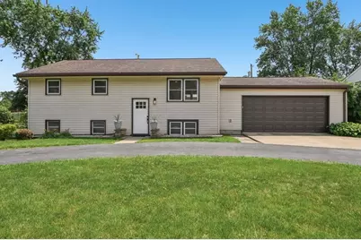 3701 W 79th Place, Merrillville, IN 46410 - Photo 2