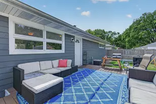 1208 E Farragut St, Crown Point, IN 46307 - Photo 4