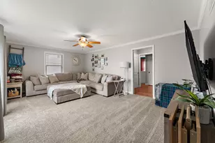 1101 Azalea St SE, Demotte, IN 46310 - Photo 4