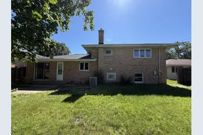 18518 Bock Road, Lansing, IL 60438 - Photo 2