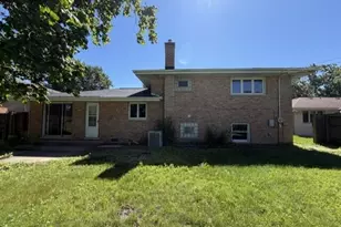 18518 Bock Rd, Lansing, IL 60438 - Photo 2