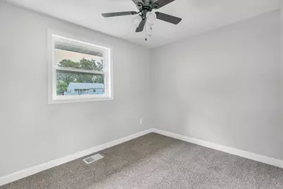 438 N Lindberg Street, Griffith, IN 46319 - Photo 12