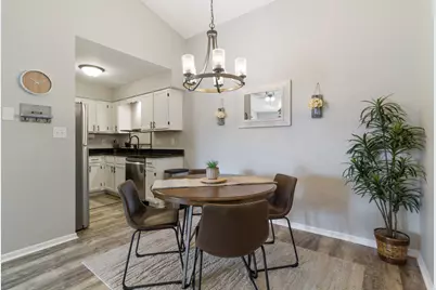 9621 Merrillville Road #304, Crown Point, IN 46307 - Photo 6