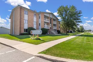9621 Merrillville Rd, Crown Point, IN 46307 - Photo 1