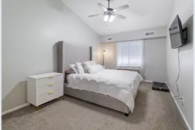 9621 Merrillville Road #304, Crown Point, IN 46307 - Photo 8