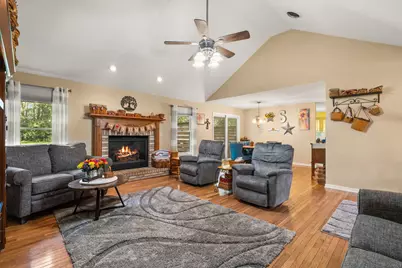 5614 E 1156 N, Demotte, IN 46310 - Photo 20