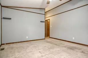 9713 N 490 E, Demotte, IN 46310 - Photo 12