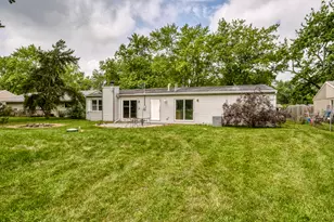 9713 N 490 E, Demotte, IN 46310 - Photo 4
