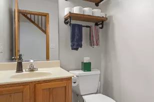 297 Fox Trail Ct, Hobart, IN 46342 - Photo 4