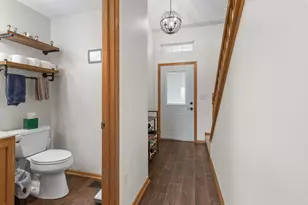 297 Fox Trail Ct, Hobart, IN 46342 - Photo 2