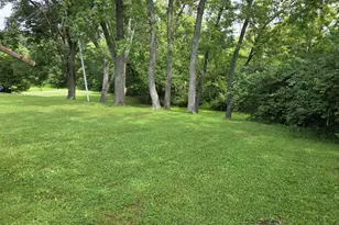 515 W 77th Ave, Dyer, IN 46311 - Photo 4
