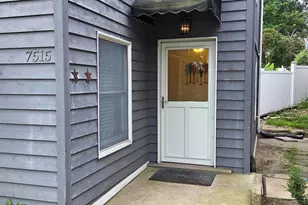 7515 Oak Ave, Gary, IN 46403 - Photo 8