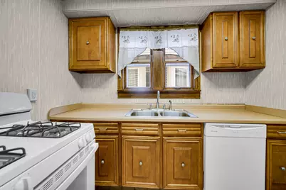 1928 Lincoln Avenue, Whiting, IN 46394 - Photo 10