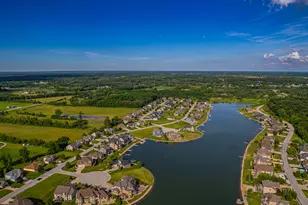 9270 Doubletree Dr N, Crown Point, IN 46307 - Photo 46