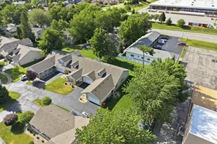 2267 Whispering Oaks Ct, Highland, IN 46322 - Photo 2