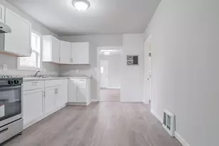 4305 Ostedt Dr, Valparaiso, IN 46383 - Photo 6