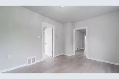 4305 Ostedt Drive, Valparaiso, IN 46383 - Photo 4